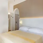 モン ルポス