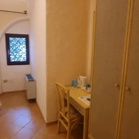 Mon Repos Hotel