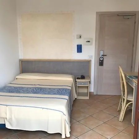 Mon Repos Hotel