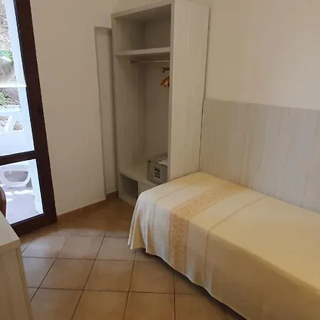 Mon Repos Hotel 4*