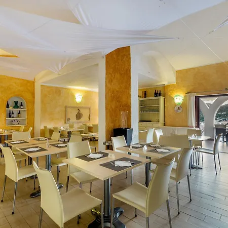 Mon Repos Ξενοδοχείο 4*