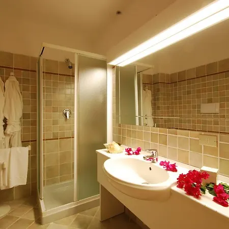 Mon Repos Отель 4*