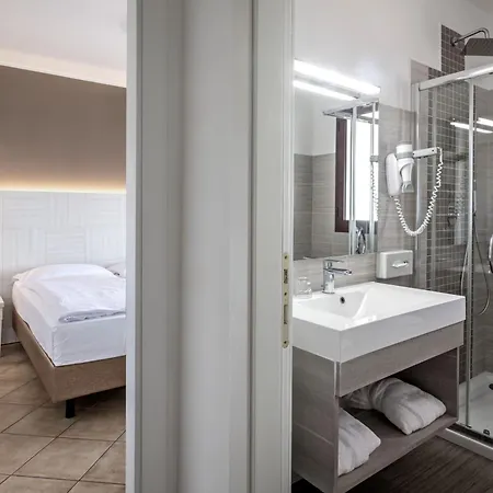 Mon Repos Hotell 4*