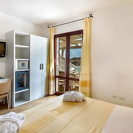 Mon Repos 4* Baja Sardinia